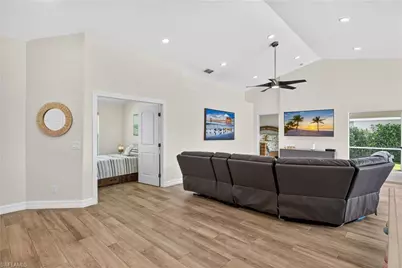 11055 Longshore Way W, Naples, FL 34119 - Photo 7