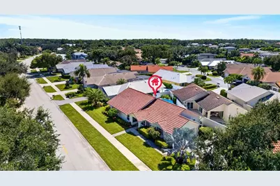 11055 Longshore Way W, Naples, FL 34119 - Photo 37