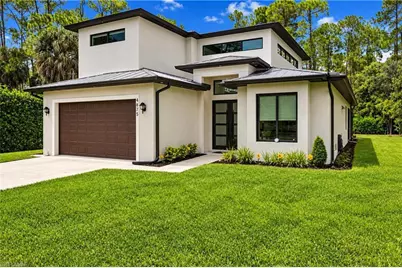 4875 Teak Wood Dr, Naples, FL 34119 - Photo 3