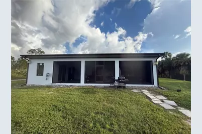 2831 32nd Ave SE, Naples, FL 34117 - Photo 3