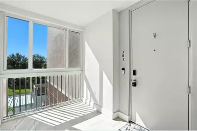 15901 Royal Pointe Ln #301, Fort Myers, FL 33908 - Photo 9