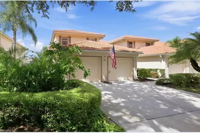 250 Robin Hood Cir #201, Naples, FL 34104 - Photo 3
