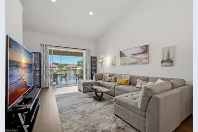 250 Robin Hood Cir #201, Naples, FL 34104 - Photo 15