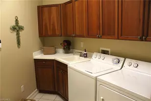 3127 Santorini Ct, Naples, FL 34119 - Photo 19