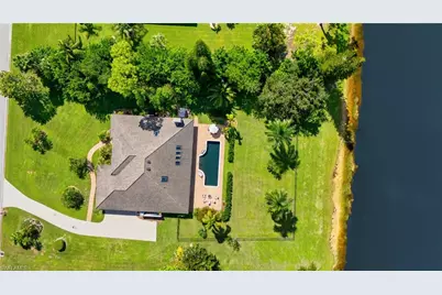 1936 Empress Ct, Naples, FL 34110 - Photo 3