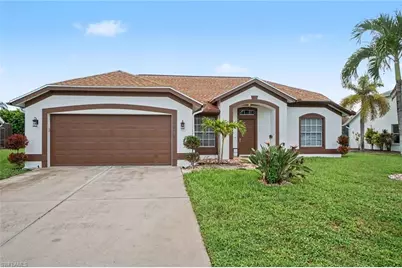 22394 Fountain Lakes Blvd, Estero, FL 33928 - Photo 3