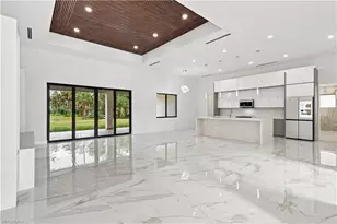 98 10th St NE, Naples, FL 34120 - Photo 5