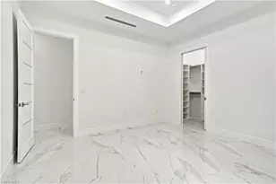98 10th St NE, Naples, FL 34120 - Photo 23