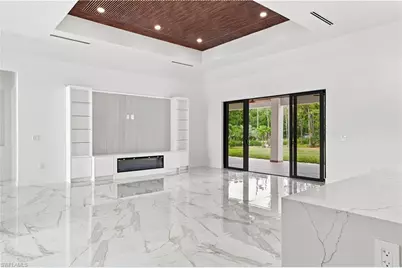 98 10th St NE, Naples, FL 34120 - Photo 7