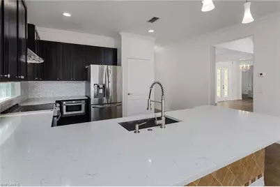 9200 Paseo De Valencia St, Fort Myers, FL 33908 - Photo 13