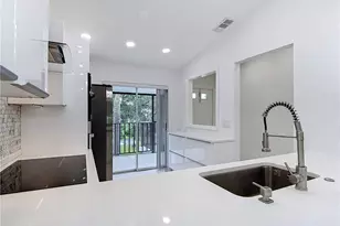 4079 Northlight Dr, Naples, FL 34112 - Photo 11
