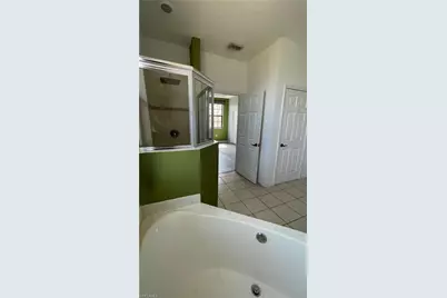 7385 Bristol Cir, Naples, FL 34120 - Photo 23