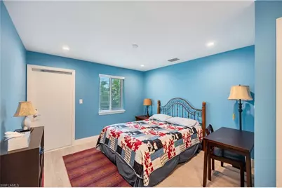 1065 Gulf Shore Blvd N #201, Naples, FL 34102 - Photo 17