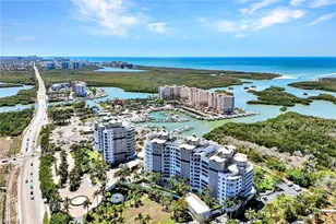 13675 Vanderbilt Dr, Naples, FL 34110 - Photo 37