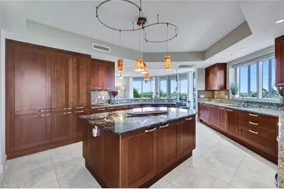 13675 Vanderbilt Dr #510, Naples, FL 34110 - Photo 11