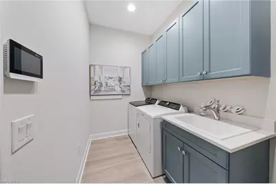 8785 Yucatan Ct, Naples, FL 34112 - Photo 21