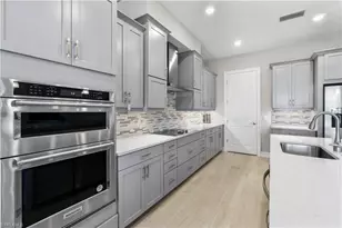18684 Ensenada Dr, Naples, FL 34114 - Photo 9