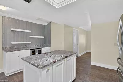 450 Huntington Dr, Naples, FL 34109 - Photo 7