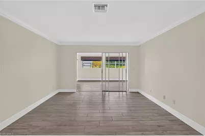 450 Huntington Dr, Naples, FL 34109 - Photo 23