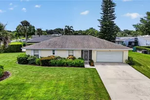 450 Huntington Dr, Naples, FL 34109 - Photo 1