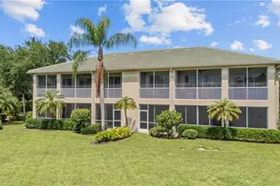 658 Vintage Reserve Cir S, Naples, FL 34119 - Photo 7