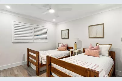 13 High Point Cir N #206, Naples, FL 34103 - Photo 25