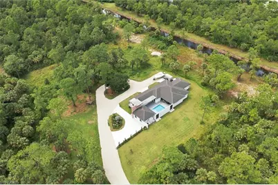 2354 8th Ave NE, Naples, FL 34120 - Photo 7