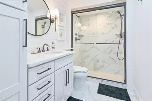 3105 Riviera Dr, Naples, FL 34103 - Photo 23
