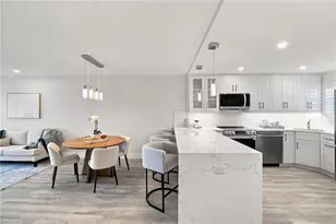 29 High Point Cir E, Naples, FL 34103 - Photo 23