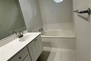 3610 Zanzibar Way, Naples, FL 34119 - Photo 17
