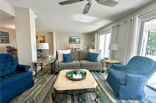 555 Park Shore Dr, Naples, FL 34103 - Photo 15