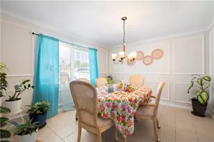 918 Cardinal St, Naples, FL 34104 - Photo 9
