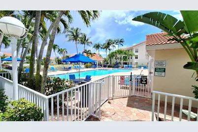 4690 Saint Croix Ln #411, Naples, FL 34109 - Photo 15