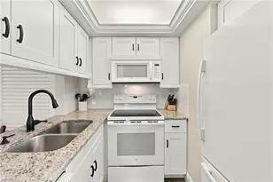 330 Kon Tiki Dr, Naples, FL 34113 - Photo 15