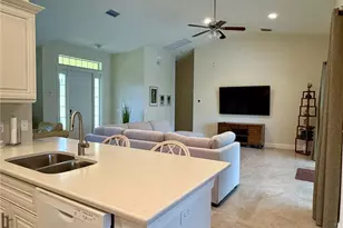 732 7th Ave N, Naples, FL 34102 - Photo 11