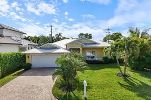 732 7th Ave N, Naples, FL 34102 - Photo 3