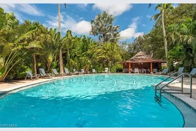 1300 Gulf Shore Blvd N #304, Naples, FL 34102 - Photo 3