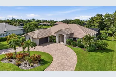 20241 Country Club Dr, Estero, FL 33928 - Photo 25