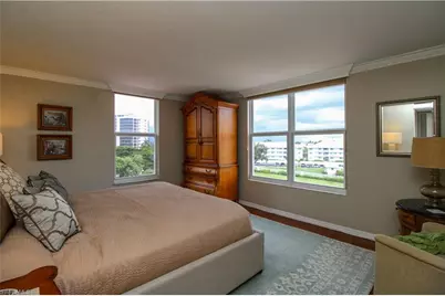10701 Gulf Shore Dr #502, Naples, FL 34108 - Photo 15