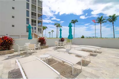 10701 Gulf Shore Dr #502, Naples, FL 34108 - Photo 5