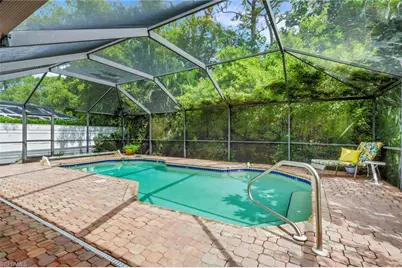 237 Fox Den Cir, Naples, FL 34104 - Photo 27