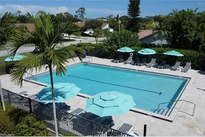 237 Fox Den Cir, Naples, FL 34104 - Photo 47