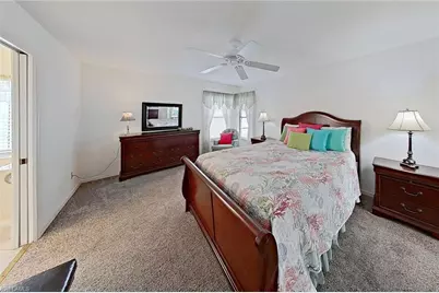 237 Fox Den Cir, Naples, FL 34104 - Photo 15