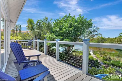 193 Cocohatchee St, Naples, FL 34110 - Photo 3