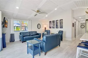 193 Cocohatchee St, Naples, FL 34110 - Photo 9
