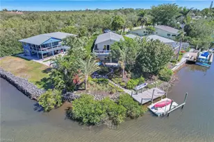 193 Cocohatchee St, Naples, FL 34110 - Photo 49