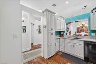 17622 Captiva Island Ln, Fort Myers, FL 33908 - Photo 5