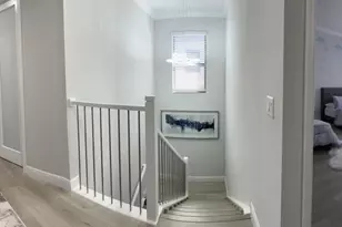8863 Madrid Cir, Naples, FL 34104 - Photo 17