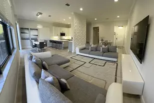8863 Madrid Cir, Naples, FL 34104 - Photo 3
