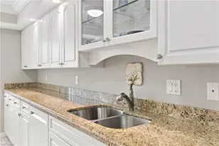 3410 Gulf Shore Blvd N, Naples, FL 34103 - Photo 13